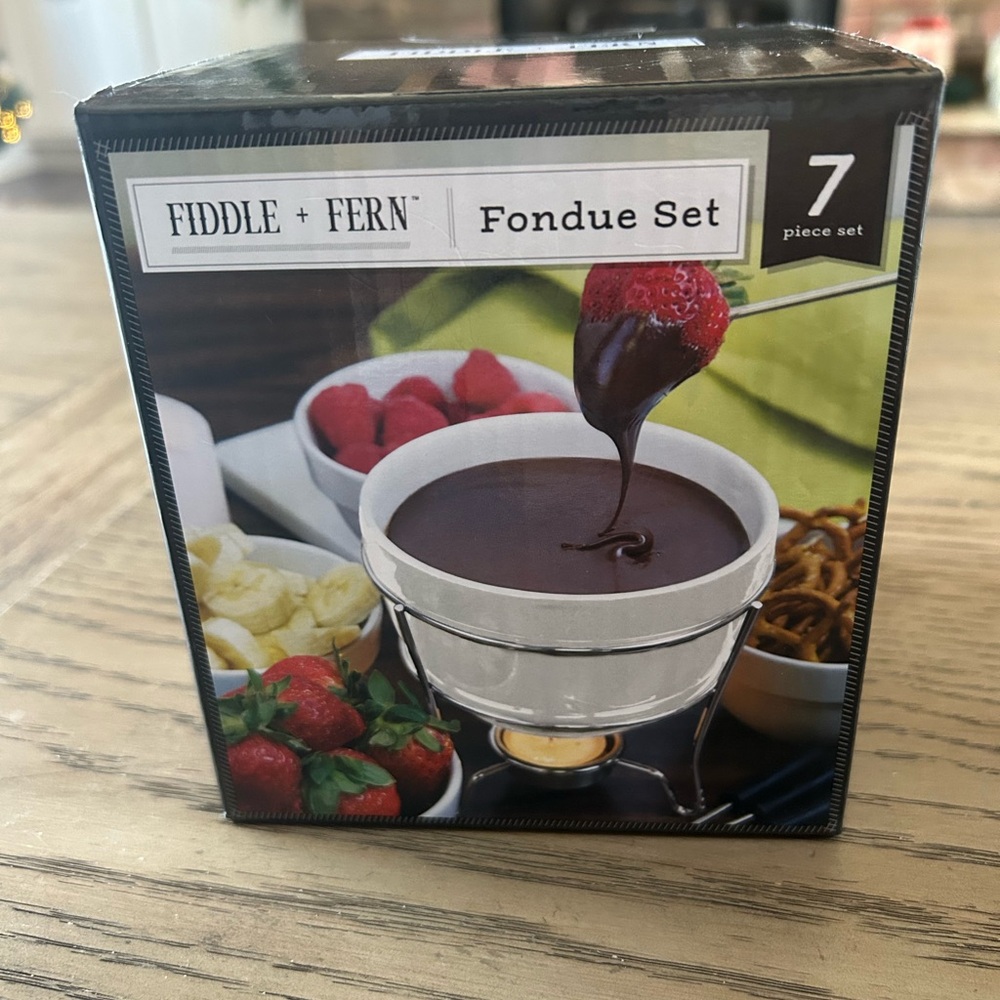 White Fondue Set